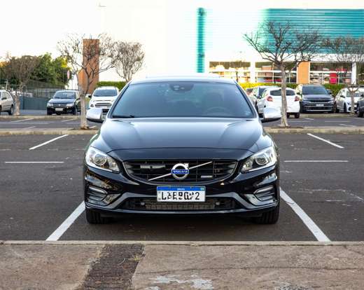 VOLVO-S60-2014
