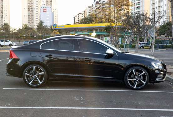 VOLVO-S60-2014