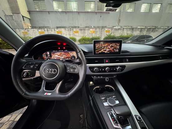 AUDI-A4-2017