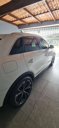 AUDI-Q3-2017