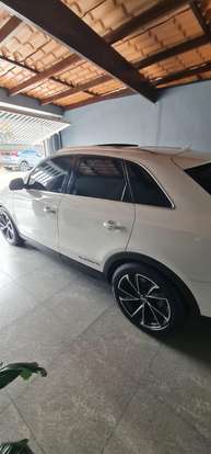 AUDI-Q3-2017