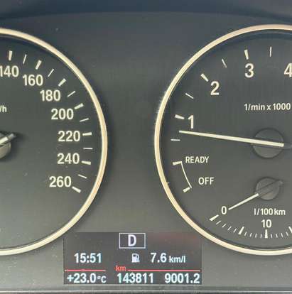 BMW-320i-2014