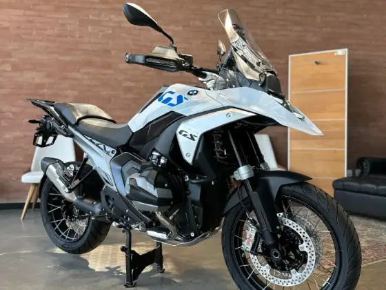 BMW R 1300 GS PLUS BMW R 1300 GS PLUS