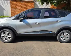 RENAULT CAPTUR 1.6 16V SCE FLEX INTENSE X-TRONIC RENAULT CAPTUR 1.6 16V SCE FLEX INTENSE X-TRONIC