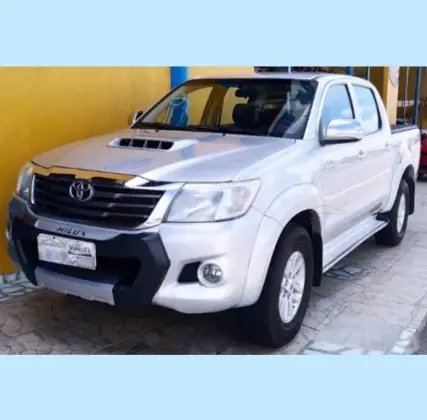TOYOTA HILUX 3.0 SRV 4X4 CD 16V TURBO INTERCOOLER DIESEL 4P AUTOMÁTICO