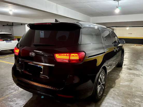 KIA-CARNIVAL-3.3 EX V6 24V GASOLINA 4P AUTOMATICO KIA-CARNIVAL-2017