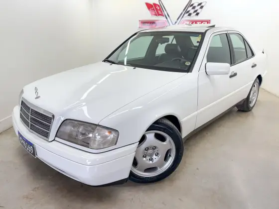 MERCEDES-BENZ C 180 1.8 16V GASOLINA 4P MANUAL
