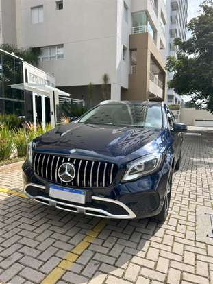 MERCEDES-BENZ-GLA 200-2017