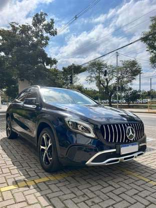 MERCEDES-BENZ-GLA 200-2017