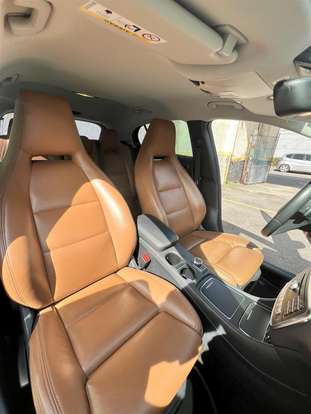 MERCEDES-BENZ-GLA 200-2017