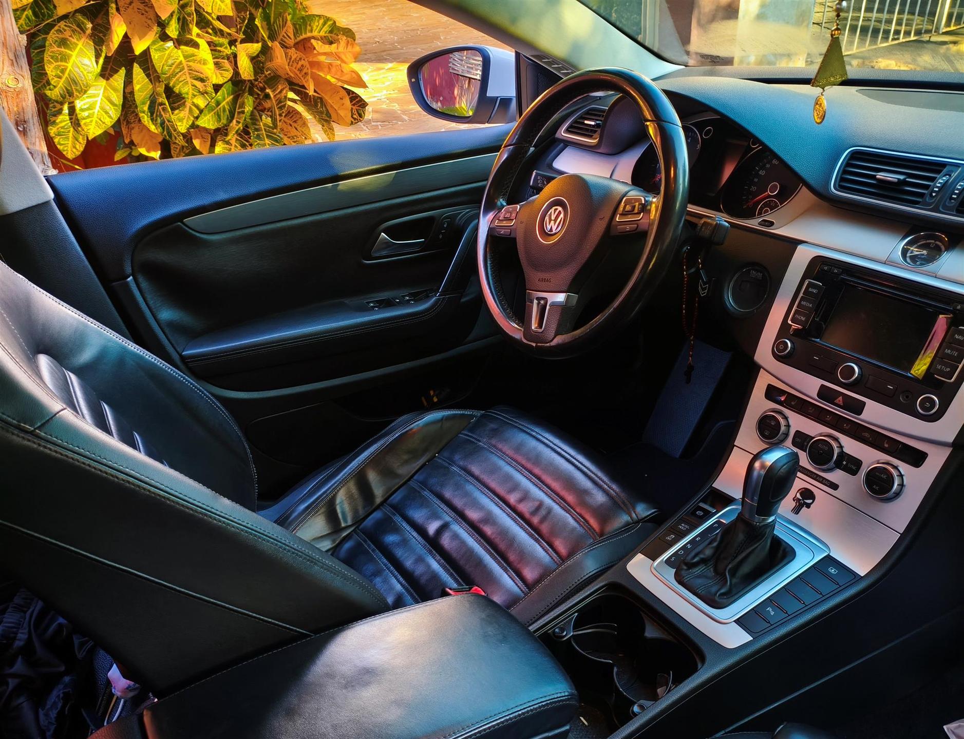 [Image: volkswagen-passat-2.0-tsi-cc-16v-turbo-g...=1440&q=75]