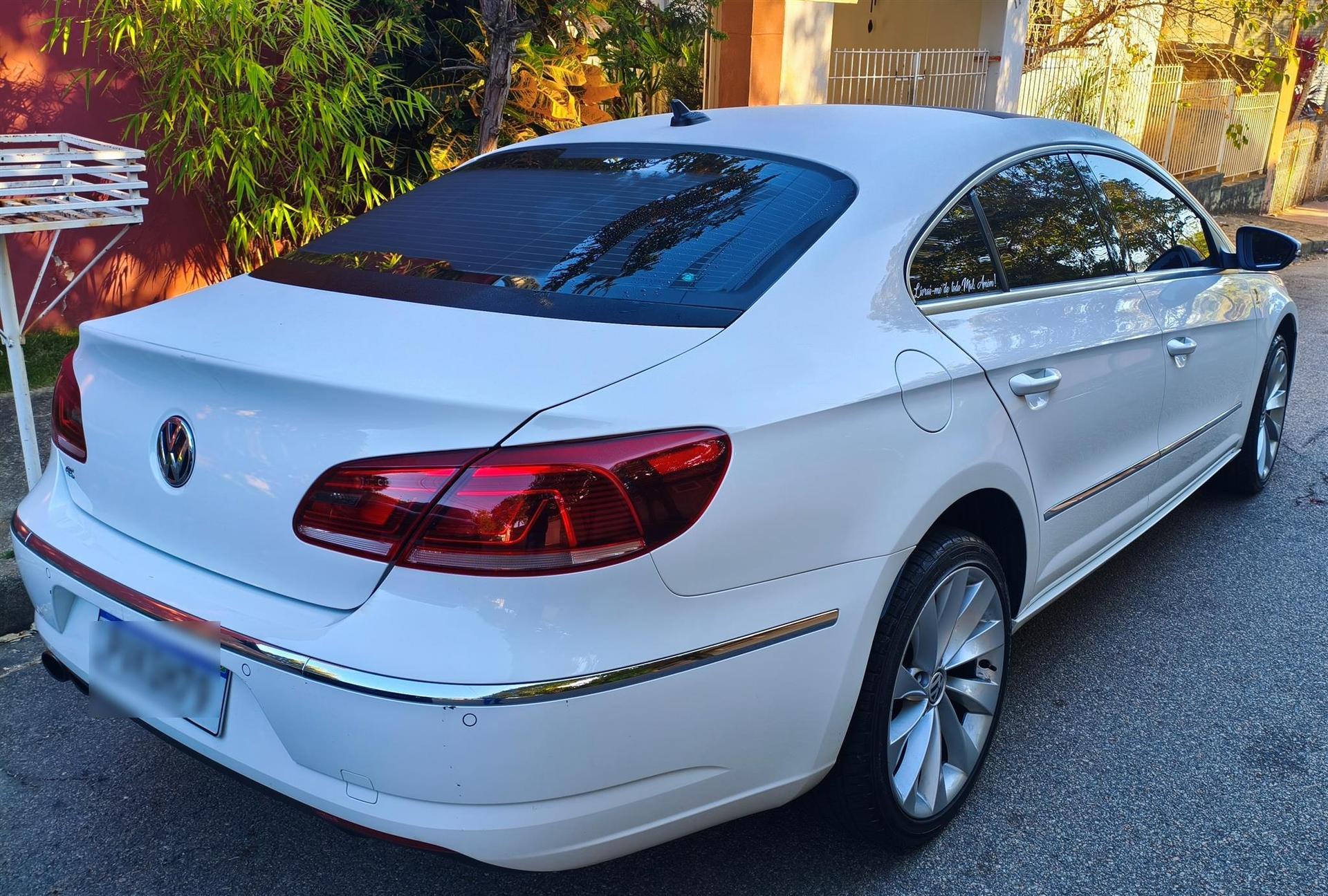 [Image: volkswagen-passat-2.0-tsi-cc-16v-turbo-g...=1440&q=75]