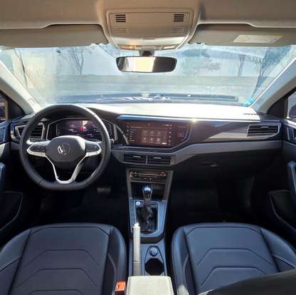 VOLKSWAGEN-POLO-2025