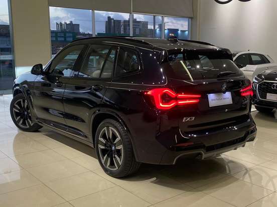BMW-iX3-ELÉTRICO M SPORT BMW-iX3-2023
