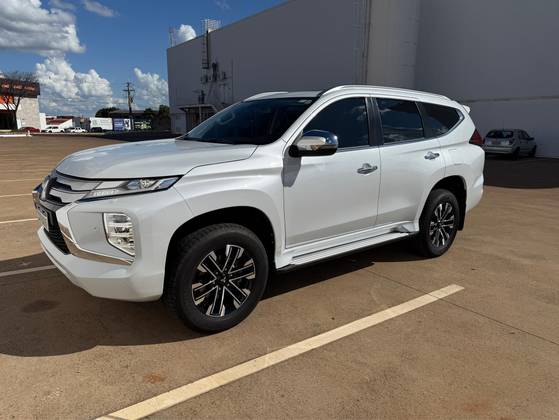 MITSUBISHI PAJERO SPORT 2.4 16V MIVEC TURBO DIESEL HPE AWD AUTOMÁTICO