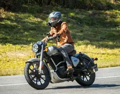 ROYAL ENFIELD CLASSIC 350 ROYAL ENFIELD CLASSIC 350
