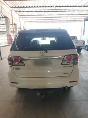 TOYOTA-HILUX SW4-2012