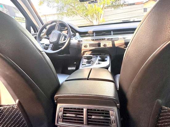 AUDI-Q7-3.0 TDI AMBITION V6 24V DIESEL 4P TIPTRONIC AUDI-Q7-2017