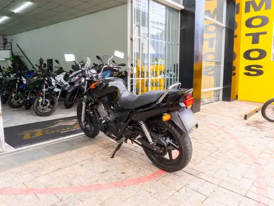 HONDA-CB 500-2001