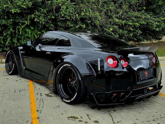 NISSAN-GT-R-3.8 PREMIUM V6 24V BI-TURBO GASOLINA 2P AUTOMÁTICO NISSAN-GT-R-2009