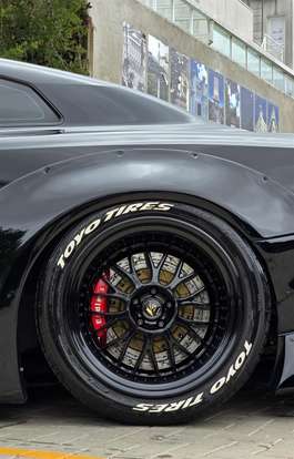 NISSAN-GT-R-2009