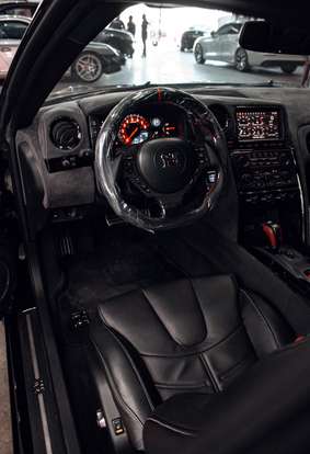 NISSAN-GT-R-2009