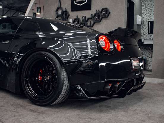 NISSAN-GT-R-3.8 PREMIUM V6 24V BI-TURBO GASOLINA 2P AUTOMÁTICO NISSAN-GT-R-2009