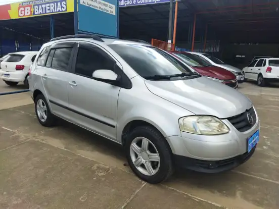 VOLKSWAGEN-FOX-1.6 MI PLUS 8V FLEX 4P MANUAL VOLKSWAGEN-FOX-2006