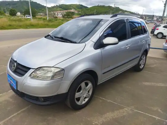 VOLKSWAGEN-FOX-1.6 MI PLUS 8V FLEX 4P MANUAL VOLKSWAGEN-FOX-2006