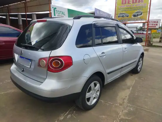 VOLKSWAGEN-FOX-2006