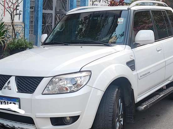 MITSUBISHI-PAJERO TR4-2.0 4X2 16V 140CV FLEX 4P AUTOMÁTICO MITSUBISHI-PAJERO TR4-2014