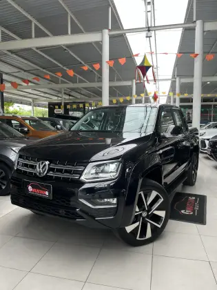VOLKSWAGEN AMAROK 3.0 V6 TDI DIESEL HIGHLINE CD 4MOTION AUTOMÁTICO VOLKSWAGEN AMAROK 3.0 V6 TDI DIESEL HIGHLINE CD 4MOTION AUTOMÁTICO