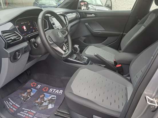VOLKSWAGEN-T-CROSS-2023