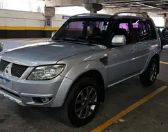 MITSUBISHI PAJERO TR4 2.0 4X2 16V 140CV FLEX 4P AUTOMÁTICO MITSUBISHI PAJERO TR4 2.0 4X2 16V 140CV FLEX 4P AUTOMÁTICO