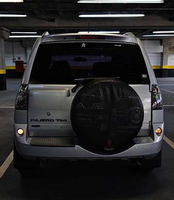 MITSUBISHI-PAJERO TR4-2013