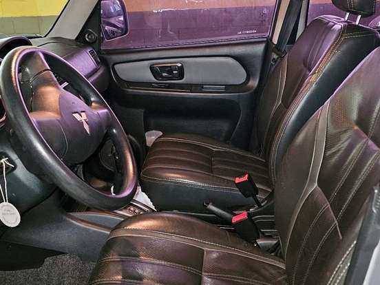 MITSUBISHI-PAJERO TR4-2.0 4X2 16V 140CV FLEX 4P AUTOMÁTICO MITSUBISHI-PAJERO TR4-2013