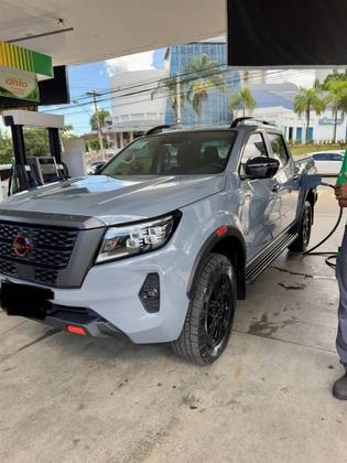 NISSAN FRONTIER 2.3 16V TURBO DIESEL PRO4X CD 4X4 AUTOMÁTICO