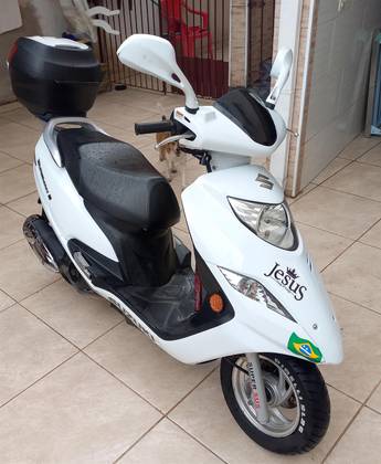 SUZUKI BURGMAN i 