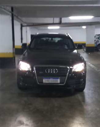 AUDI-Q5-2010