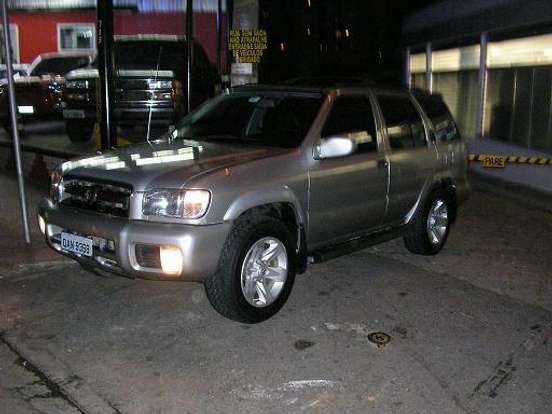 NISSAN-PATHFINDER-3.5 SE LUXO 4X4 V6 24V GASOLINA 4P AUTOMÁTICO NISSAN-PATHFINDER-2001
