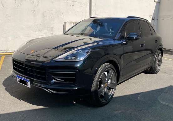 PORSCHE-CAYENNE-2022