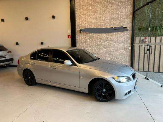BMW-318i-2.0 SPORT 16V GASOLINA 4P AUTOMÁTICO BMW-318i-2011