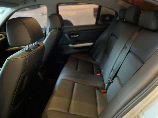 BMW-318i-2.0 SPORT 16V GASOLINA 4P AUTOMÁTICO BMW-318i-2011