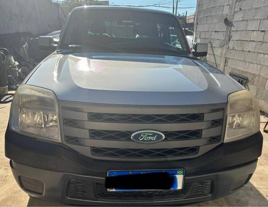 FORD RANGER 2.3 XLS 16V 4X2 CD GASOLINA 4P MANUAL