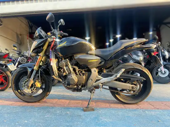 HONDA-CB 600F HORNET HONDA-CB 600F HORNET-2010