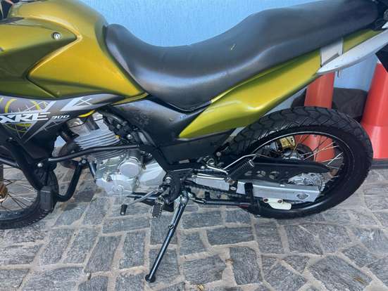 HONDA-XRE 300-2012