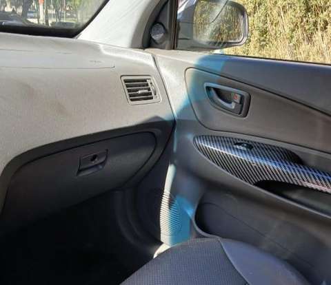 HYUNDAI-TUCSON-2011