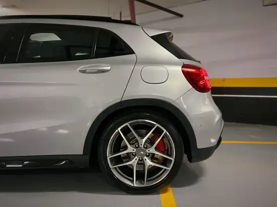 MERCEDES-BENZ-GLA 45 AMG-2.0 16V TURBO GASOLINA 4P AUTOMÁTICO MERCEDES-BENZ-GLA 45 AMG-2015
