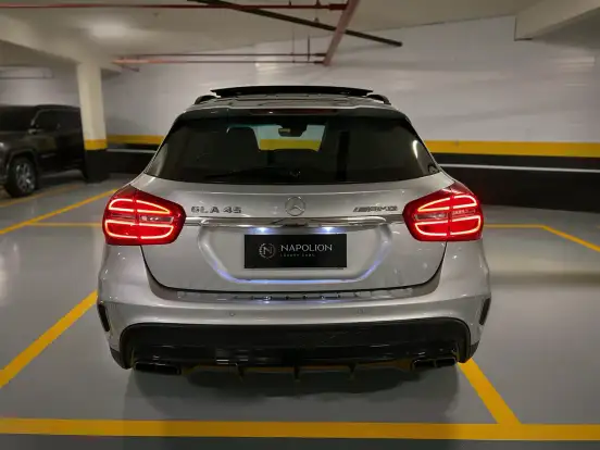 MERCEDES-BENZ-GLA 45 AMG-2.0 16V TURBO GASOLINA 4P AUTOMÁTICO MERCEDES-BENZ-GLA 45 AMG-2015