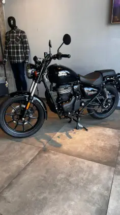 ROYAL ENFIELD METEOR 350 FIREBALL 